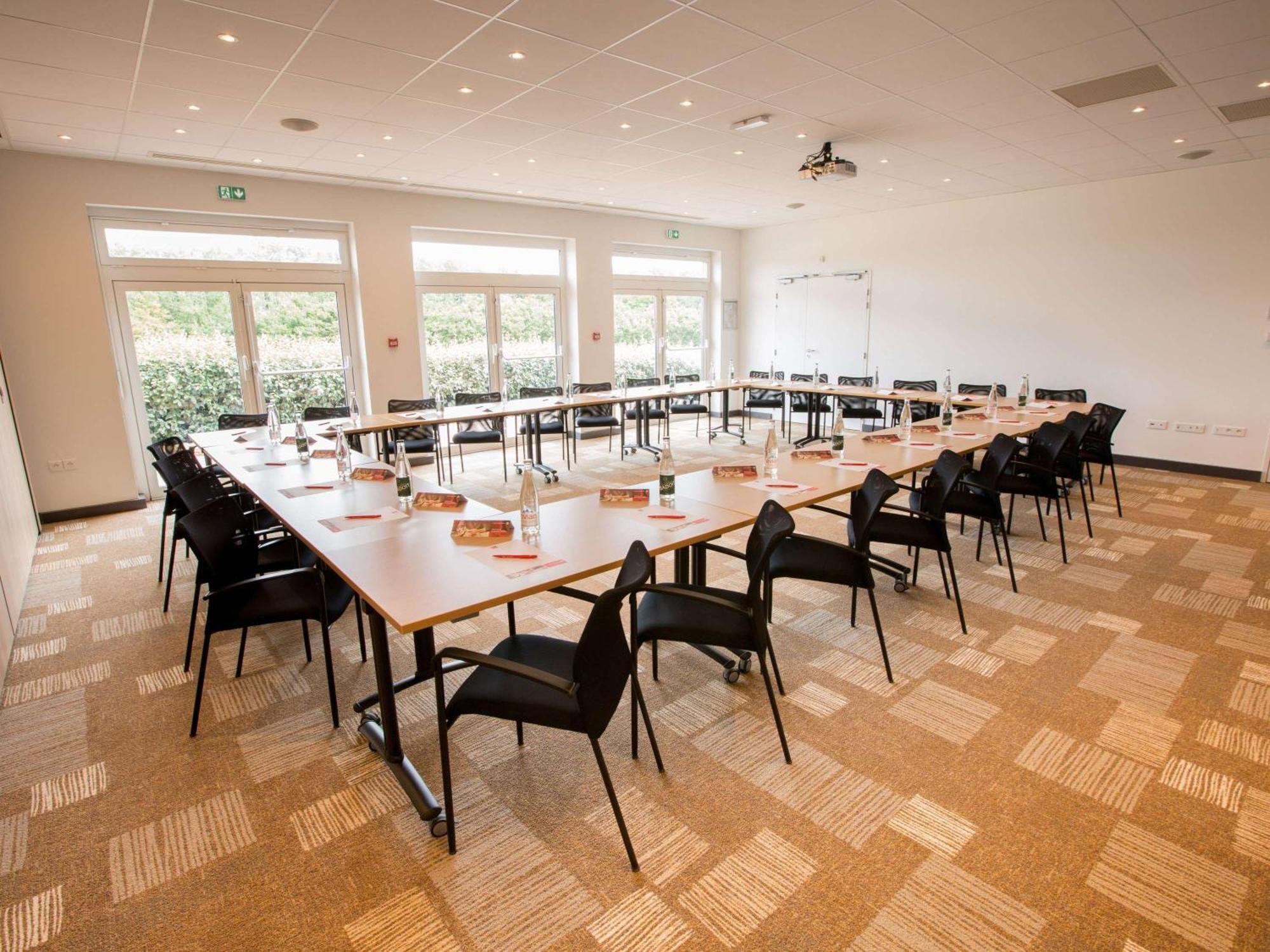Ibis Cherbourg La Glacerie מראה חיצוני תמונה